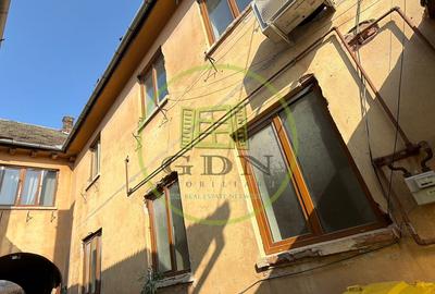Casa 7 camere,  2 apartamente, 300 mp utili, 1248 mp teren, Cristian, Sibiu - 2