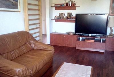 Apartament 4 camere decomandat - Faleza Nord - 160.000 euro (Cod E11) - 1