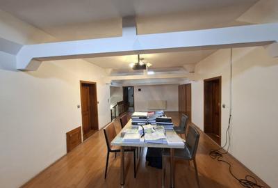 Spatiu birouri casa individuala curte proprie 9 birouri Selimbar - 7