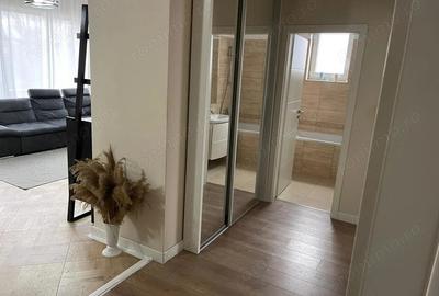 Apartament cu 3 camere semidecomandat în Braytim