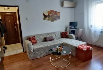 Apartament cu 2 camere, zona Berceni - 1