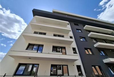 Apartament cu 3 camere decomandat în Galata