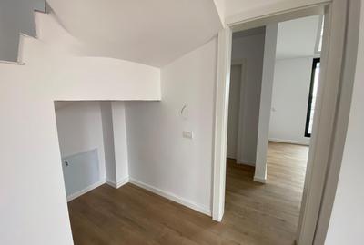 Apartament tip penthouse 4 camere de Vanzare Crangasi - 11
