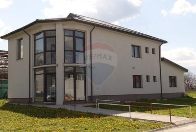 Cladire + teren 5177 mp, deschidere 27 m, B-dul Bucuresti Giurgiu - 2