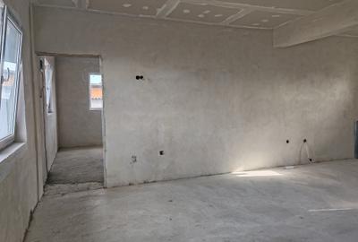 Casa 3 camere TARLUNGENI - IZVOR - 2