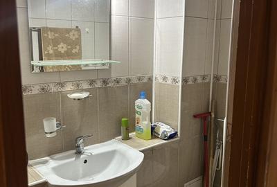 3 camere de vanzare  | centrala proprie | bloc reabilitat, 2 bai | boxă - 4