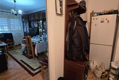 Podu Ros - Posta, 2 camere decomandat, etaj intermediar - 4