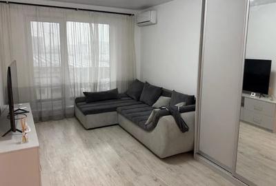 Garsoniera, Aparatorii Patriei,Parc Tudor Arghezi,bl.2000,et.5/10,DECOMANDATA - 6