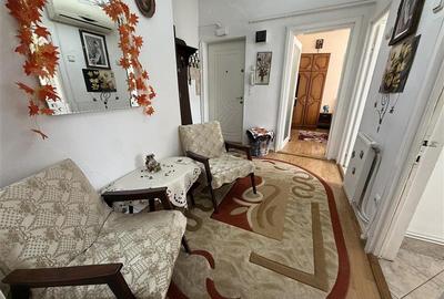 Aleea Parcului - etajul 1 - decomandat - 7