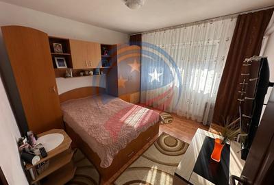 APARTAMENT 3 CAMERE, COMPLET MOBILAT SI UTILAT,  DE VANZARE - 2