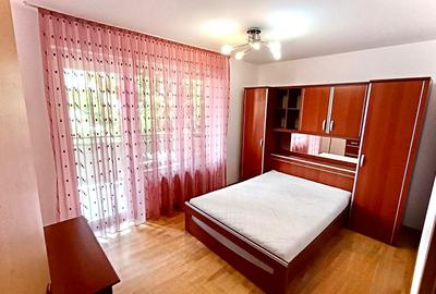 Apartament spatios de 3 camere, str. Bistritei - 1
