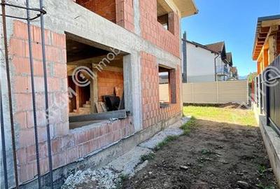 Casa cu 4 camere 2 bai si teren de 230 mp Selimbar - 12