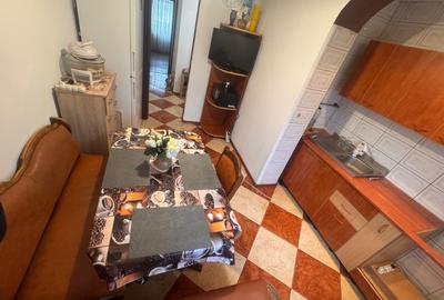 Apartament 3 camere-decomandat-zona Petre Ispirescu - 8