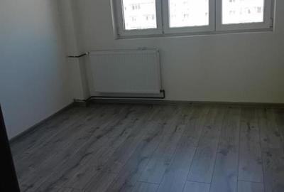 Cimpia Libertatii /metrou pta muncii - 4