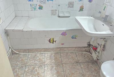 Vand apartament 3 camere în Deva, zona ultracentrală Lido-Casa de Pensii, etaj 2 - 7