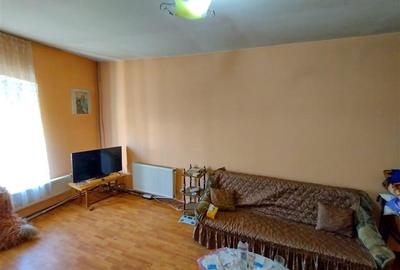 Nicolint, Casa la Cheie, 5 Incaperi, Pret Negociabil - 26