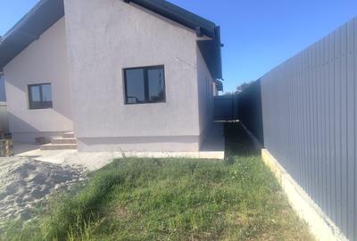 Casă parter 3 dormitoare + teren 284 mp – Pantelimon - 1