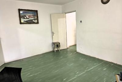 Vanzare Apartament 2 camere, Resita, etajul 1, liniște și acces facil - 13