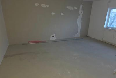 VAND APARTAMENT  3 CAMERE DECOMANTAT 75M2 - TECUCI - 1