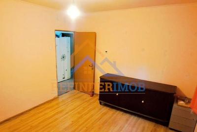Vanzare apartament 3 camere zona Sebastian-13 Septembrie - 2
