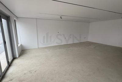 Birou, de 120 mp, în Central