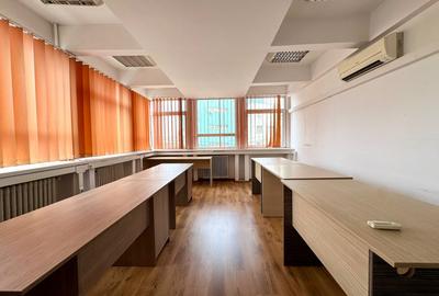 Spatiu birou , 50 MP, Strada Republicii - 1