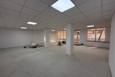 Ultracentral, Spatiu OPEN SPACE 115 mp, vad pietonal si auto, vitrina 10 ml - 2