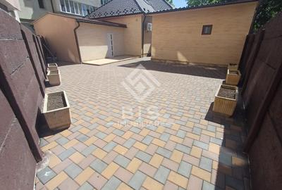 Spatiu comercial modern,  235mp + 2 anexe, zona Nord - 4