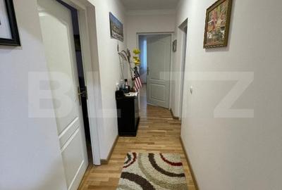 Apartament cu 3 camere, 115 mp, balcon 6 mp, parcare inclusă, zona Europa - 7