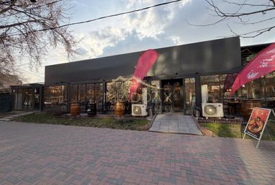 Spatiu Comercial  *731mp* / VAD stradal 31m / 19 locuri de parcare // Unirii - 2