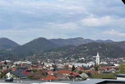 Apartament 3 camere si terasa de 35 mp - 1