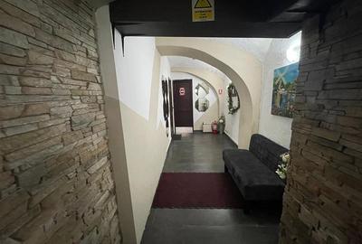 De vanzare spatiu comercial zona ultra centrala 277 mp - 17