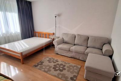 Vanzare Apartament cu 1 camera, zona Zorilor, in apropiere de UMF - 1