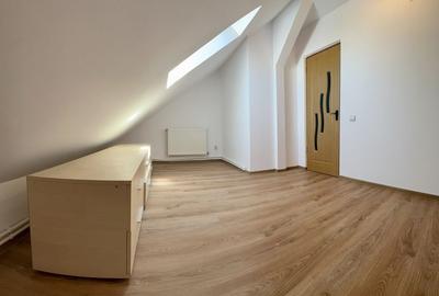 Apartament tip studio la mansarda, zona Garii - 4