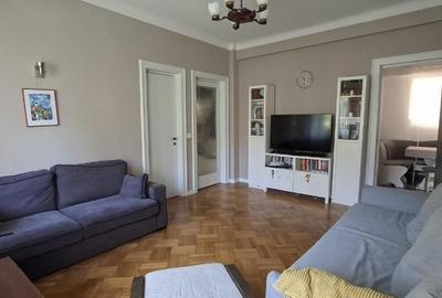 Apartament cu 4 camere decomandat în Unirii