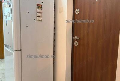 Apartament cu 3 camere decomandat, mobilat în Giurgiului