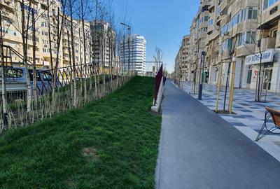 Spatiu comercial, stradal , de inchiriat in Bdul Decebal - 18