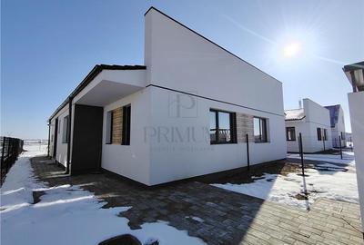 Duplex cu 3 camere în Moșnița Nouă