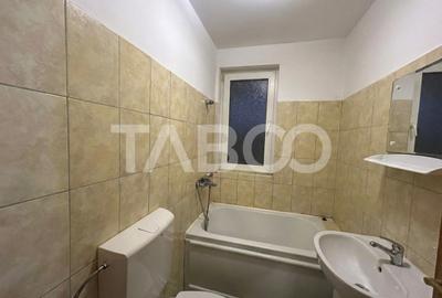 Apartament de vanzare 4 camere decomandate mobilat utilat zona Rahovei - 10