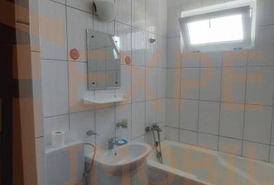 Apartament 2 camere de vanzare, situat in zona Tomis II - 6