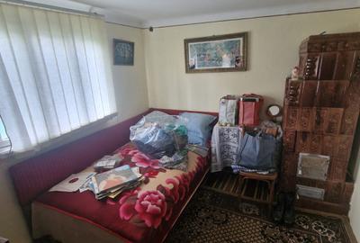 Sat Pantazi se vinde casa an 1960 cu teren 940 mp pret 67000 euro negociabil - 6