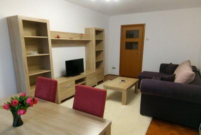 Apartament cu 3 camere decomandat, mobilat în 1 Mai