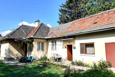 Casa 3 camere, teren 3625 mp, toate utilitatile, Sacele, Brasov - 1