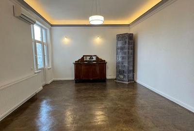 Etaj intreg, 5 camere in VILA INTERBELICA 180 mp, renovat - 6