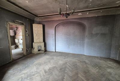 Casa P+1 - 170 mp - Dacia - Eminescu - curte comuna - 3