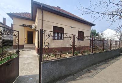 Casă individuală cu 4 camere în Blașcovici