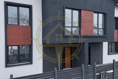 Casă cu 4 camere în Balotești