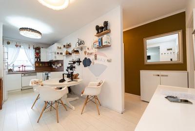 Apartament cu 3 camere decomandat, mobilat în Avantgarden