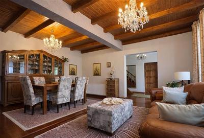 Casa nordica luminoasa, gata de mutat, garaj cald,spatiu de poveste la mansarda, - 6