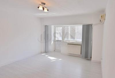 REA1023850 Apartament 2 camere cu 3 balcoane pe Bulevardul Decebal I Complet ren - 2